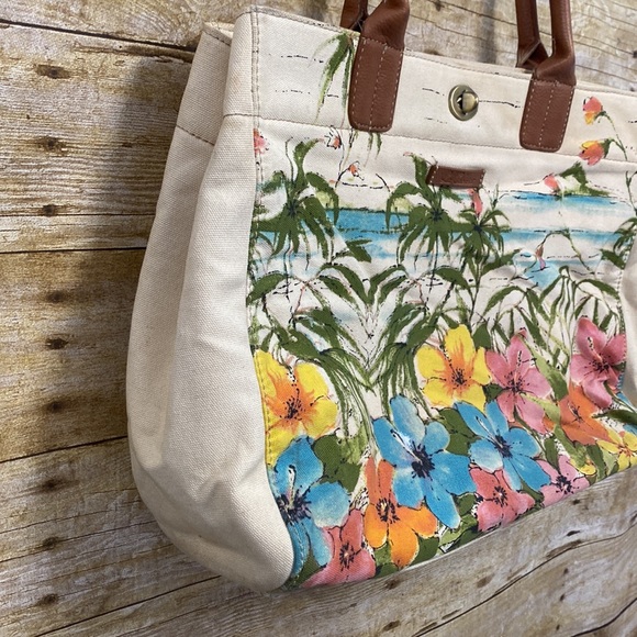 La Cabaña canvas beach tote - Picture 3 of 12